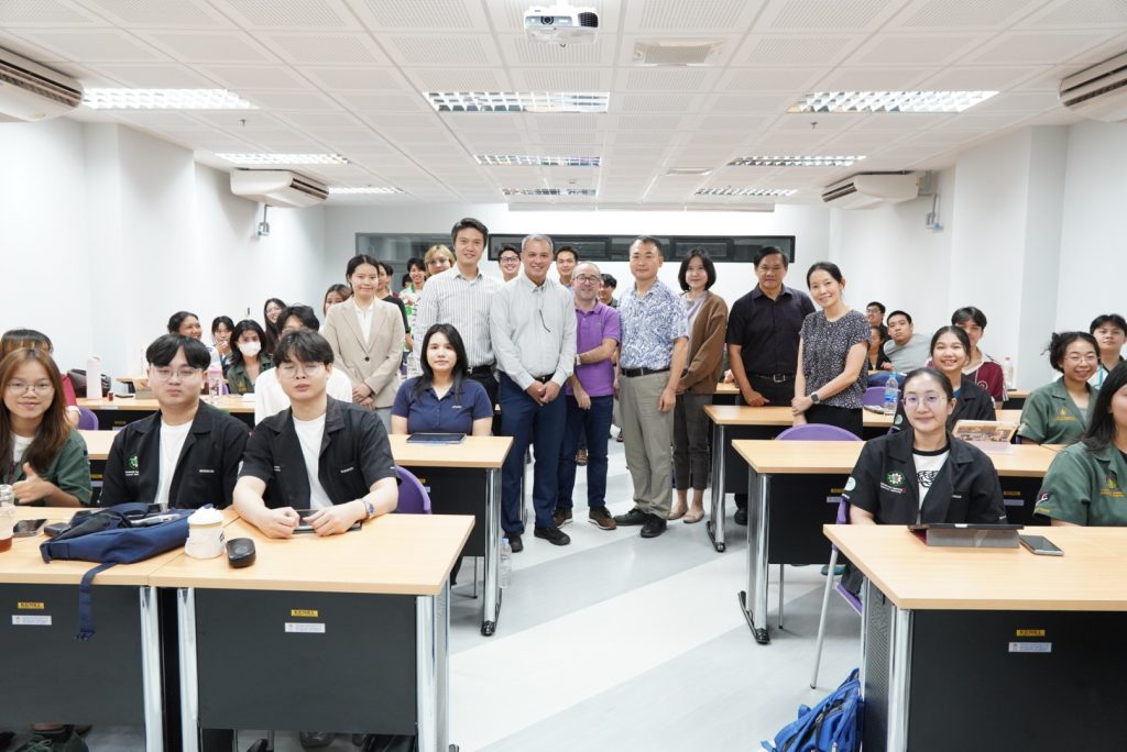 639745096_1346695563929378_2531801918033454705_n